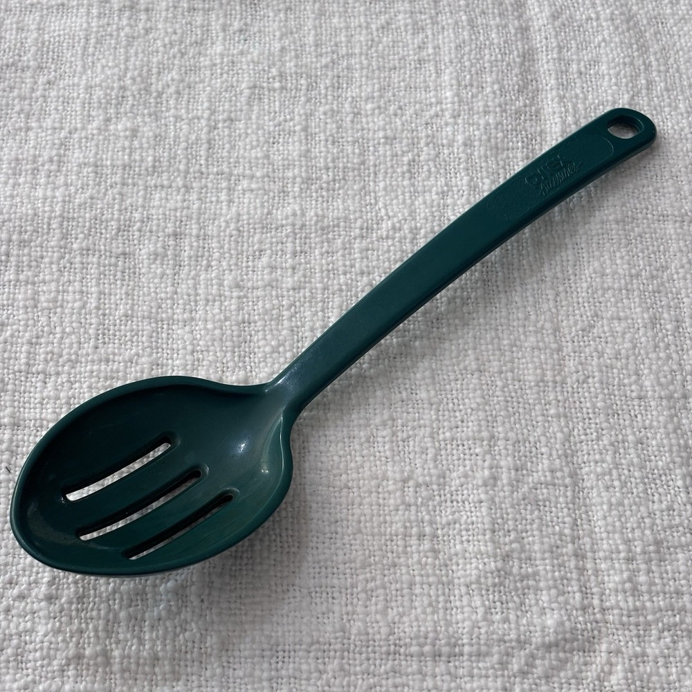 PYREX‎ Accessories Plastic Serving Spoon slotted 2115-1 11" Green Made in USA